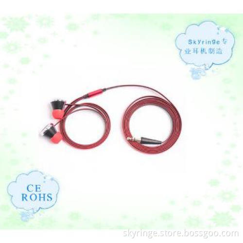 Metal Earphone with flat cable wire which is a hot sale earphone 2013